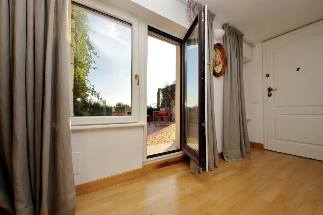 Beautiful Loft In Ponte Milvio With Terrace Apartment Рим Екстериор снимка