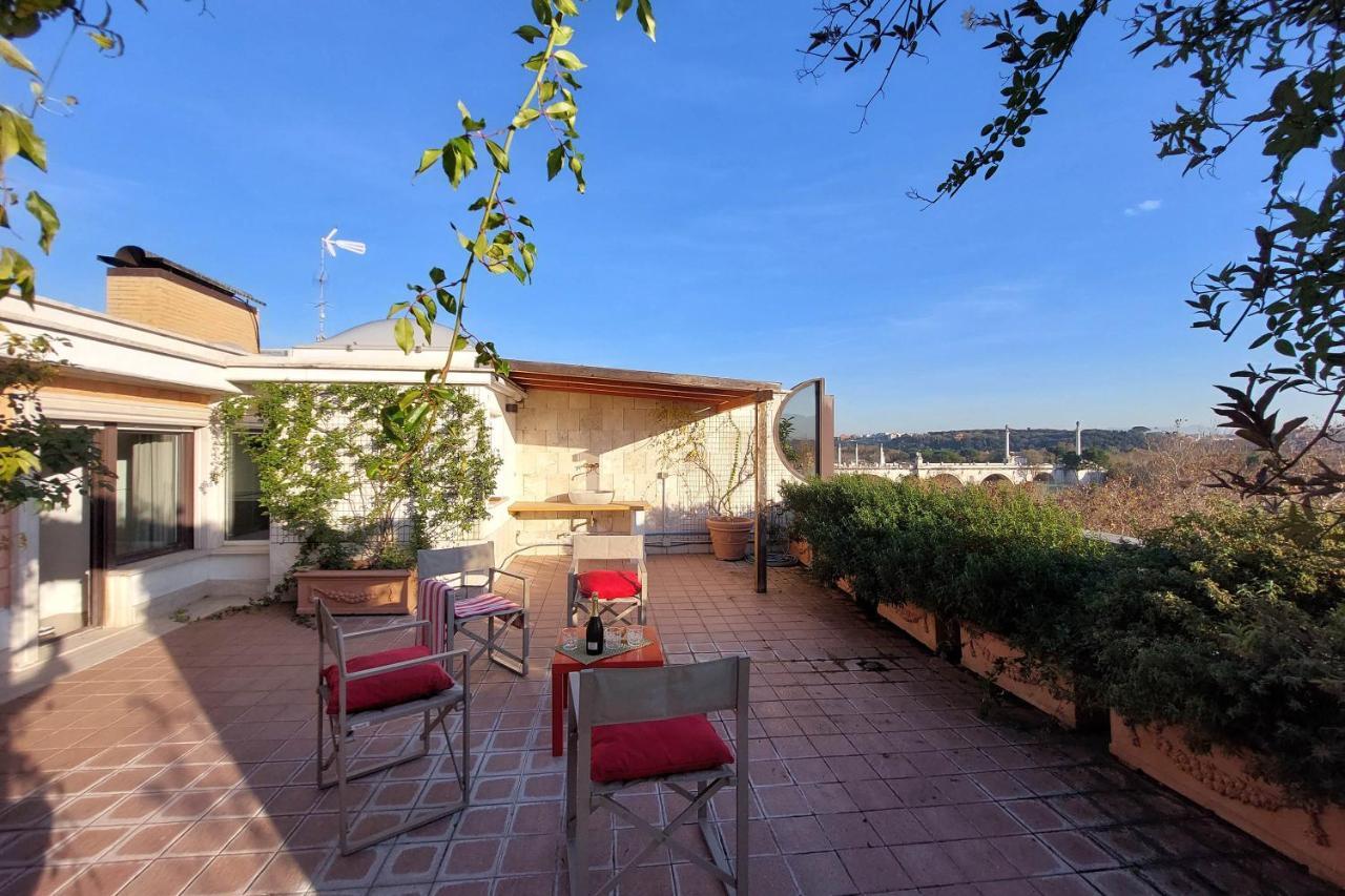Beautiful Loft In Ponte Milvio With Terrace Apartment Рим Екстериор снимка