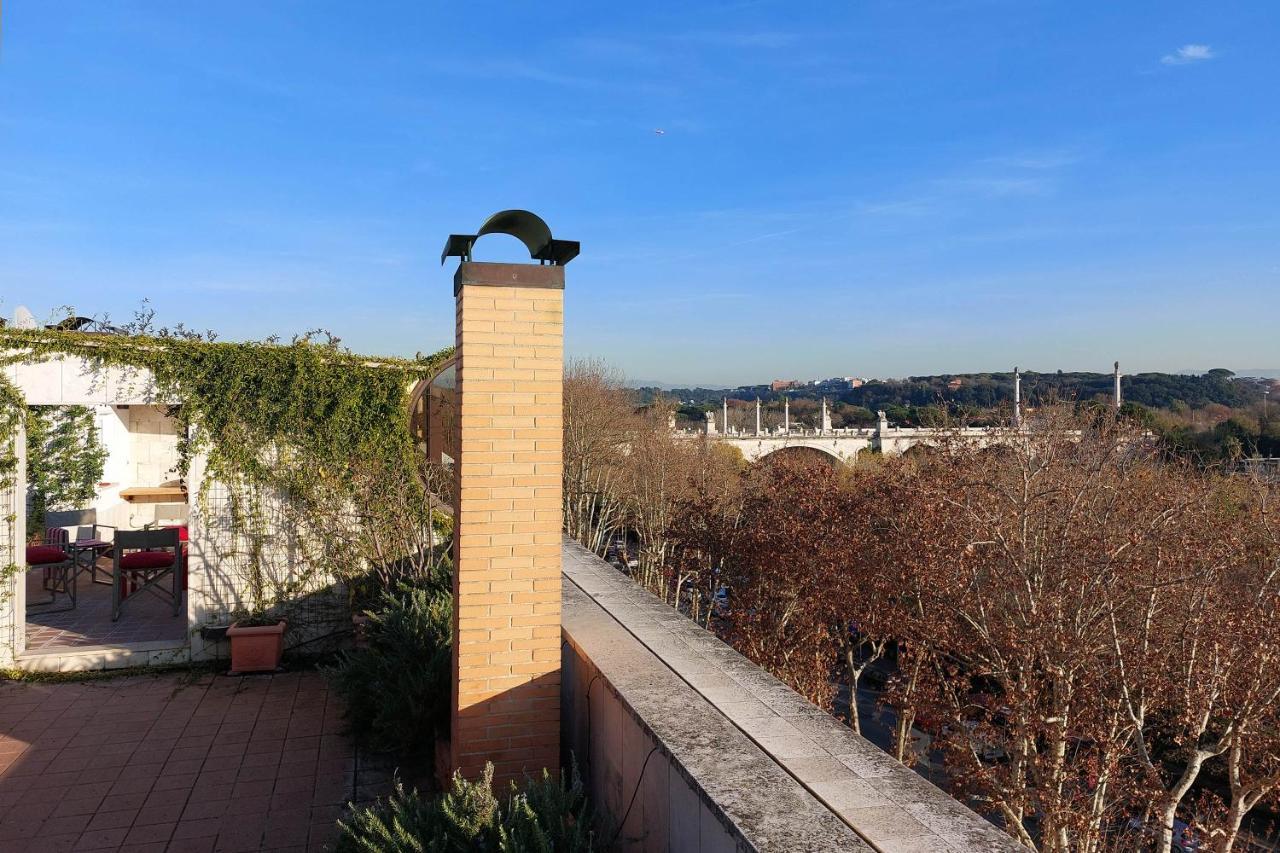 Beautiful Loft In Ponte Milvio With Terrace Apartment Рим Екстериор снимка